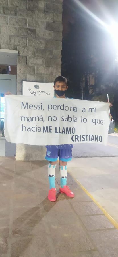 El afiche de Cristiano para Messi