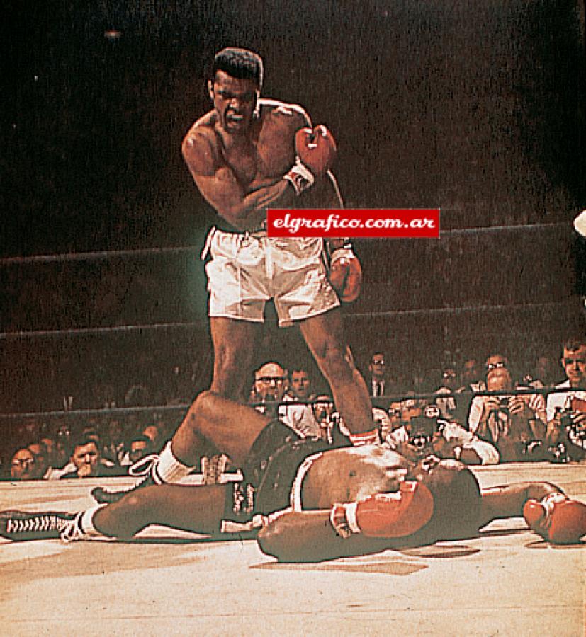 Imagen Un icono. La foto del nocaut ante Sonny Liston, en la revancha.