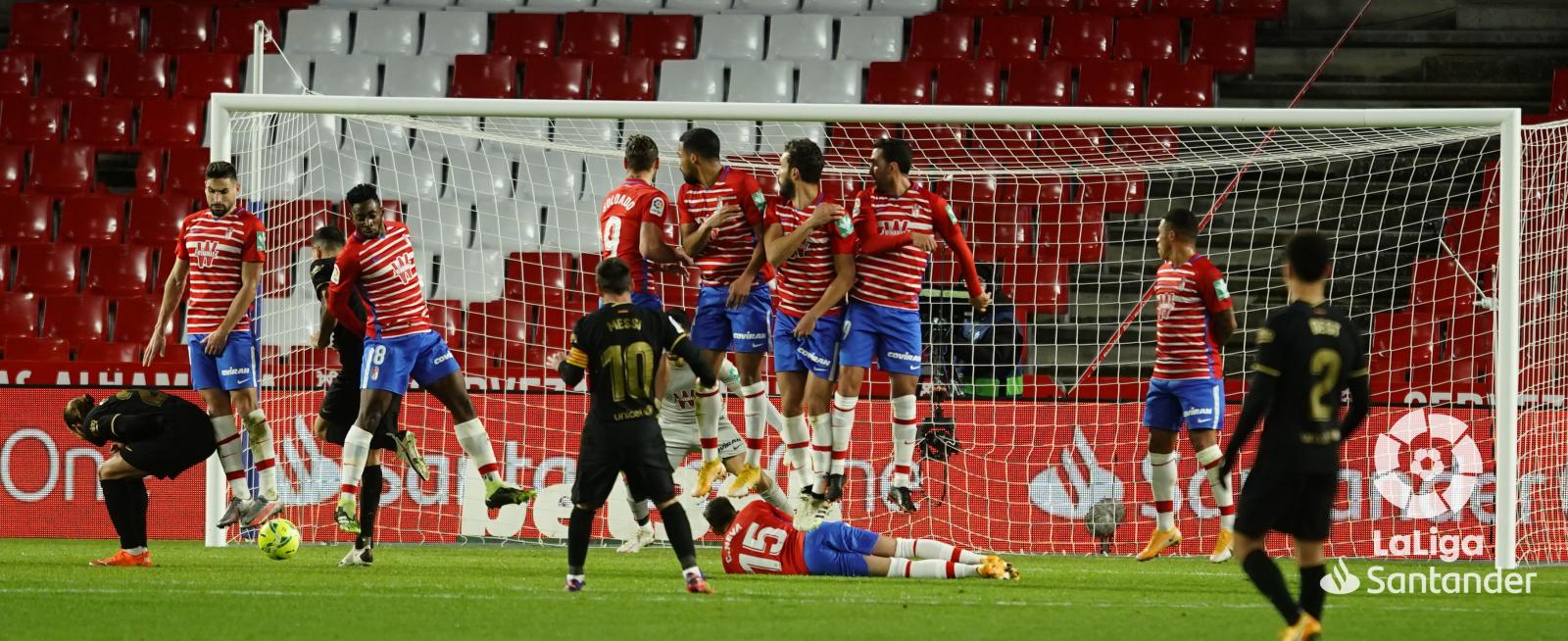 Imagen El golazo de tiro libre del 10. Una de las especialidades de la casa.