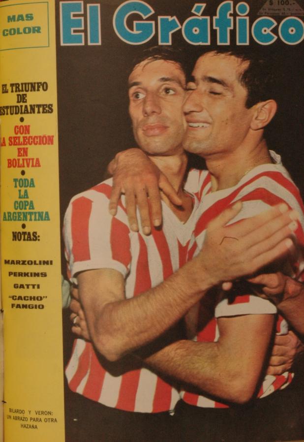 La tapa de El Gráfico del 18 de febrero de 1969 que tiene como protagonistas a Carlos Bilardo y Juan Ramón Verón. Fue la edición número 2576 de la revista.