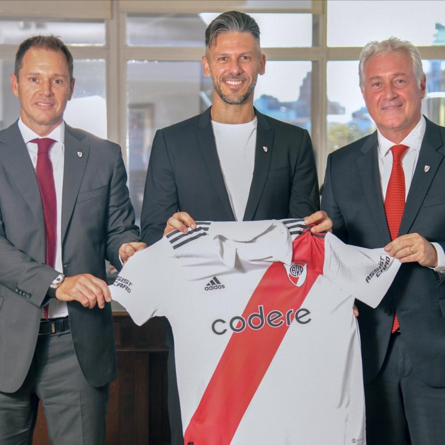 Imagen "Somos un equipo. Todos sostenemos a Demichelis", aseguró el vice de River.