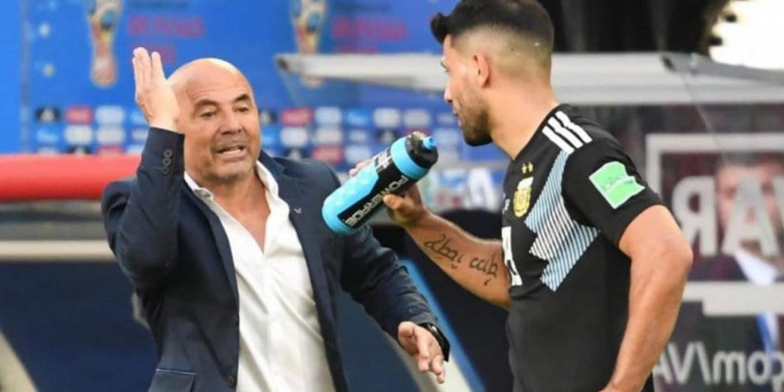 Agüero comenzó el Mundial 2018 como titular y luego fue suplente porque Sampaoli decidió jugar con Messi como falso 9 contra Francia