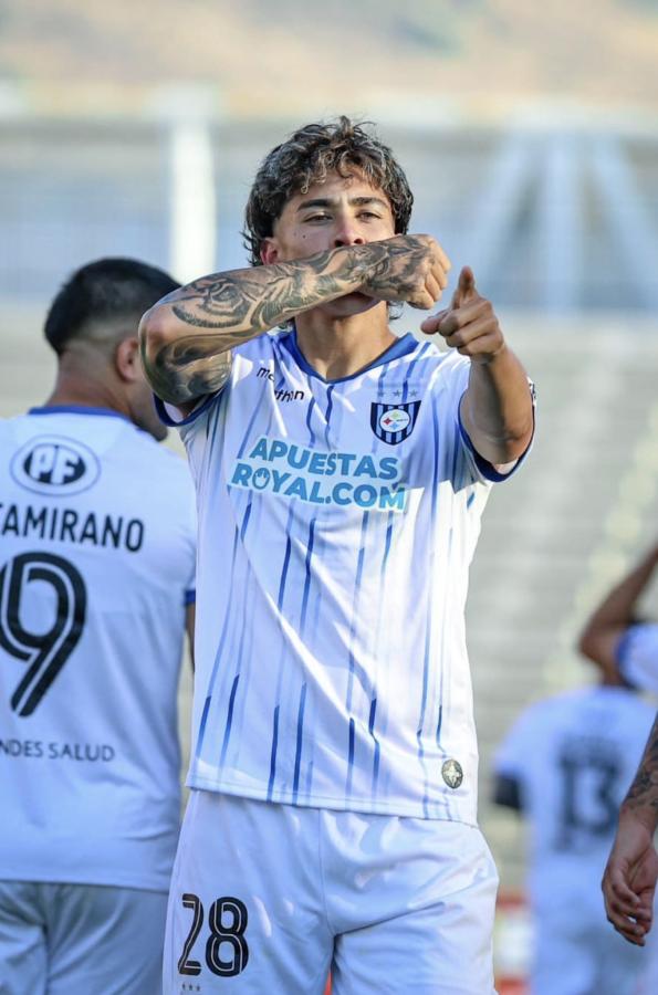 Imagen Maxi Gutiérrez, chileno de 21 años, es la opción más potable para el Rojo.