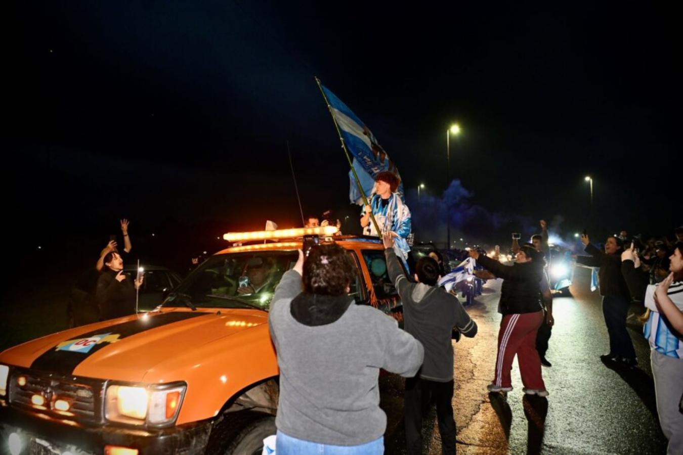 Imagen Una caravana recibió al Colo Barco en 25 de Mayo