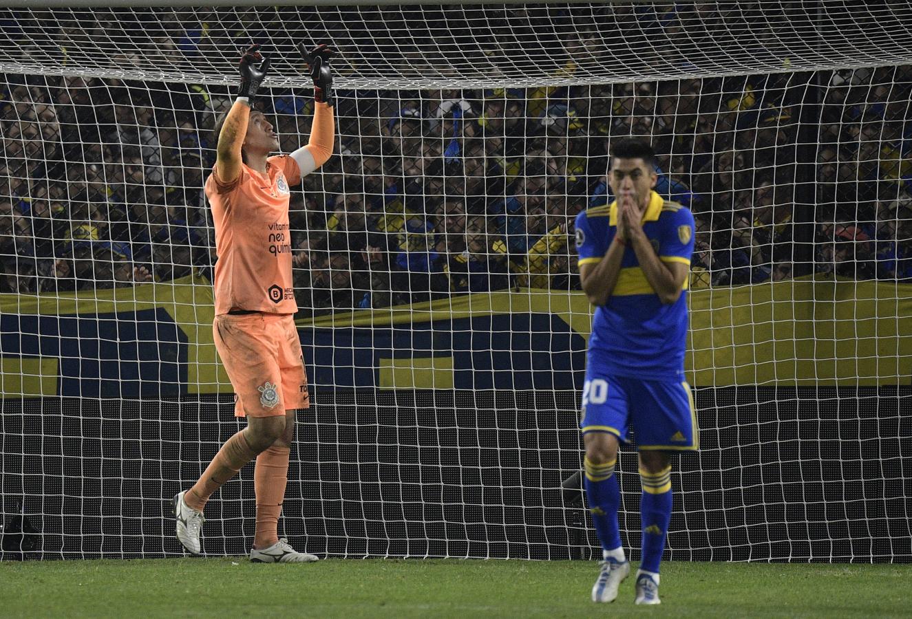 Imagen Cassio fue el héroe de Corinthians dos veces en La Bombonera. Foto: AFP