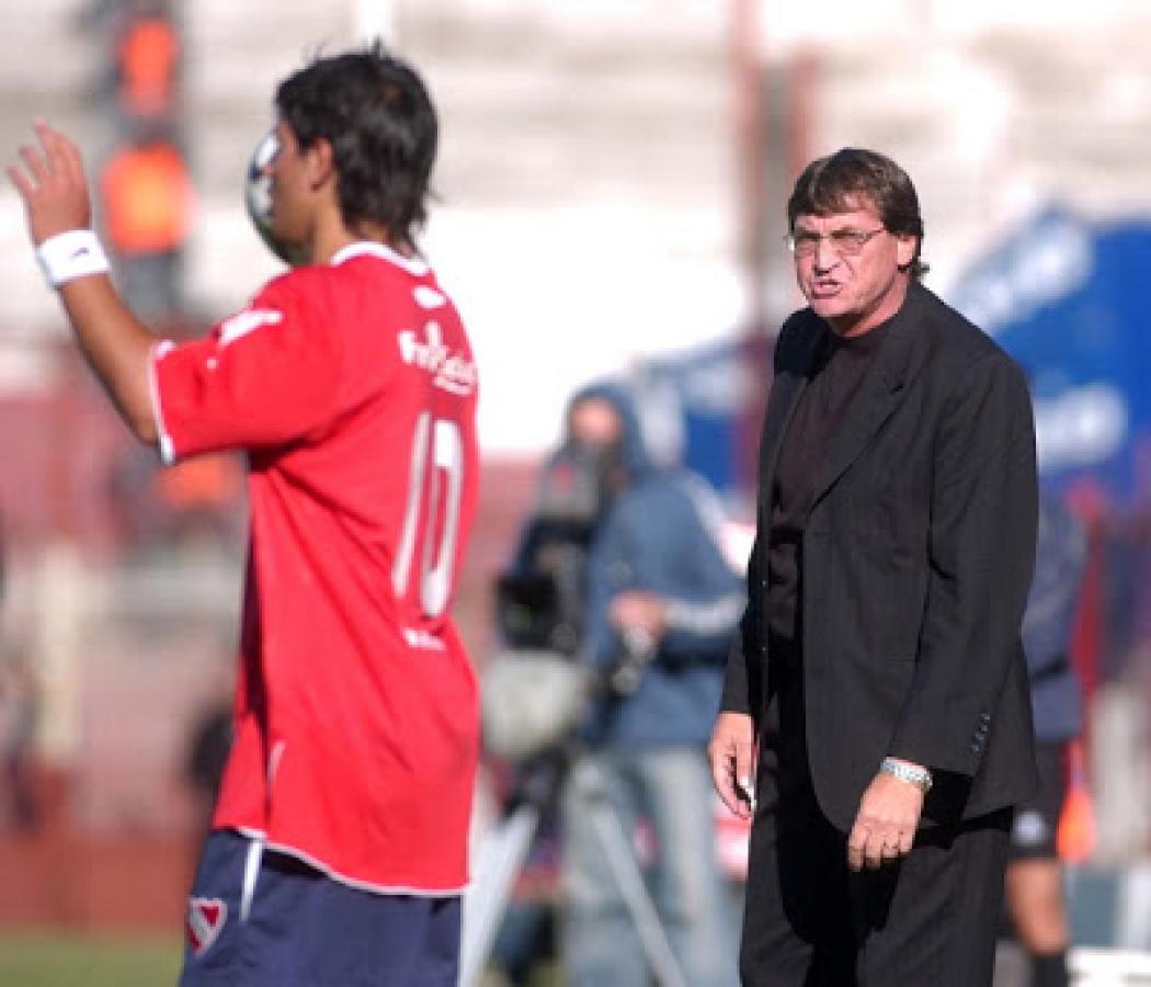Imagen Falcioni y Agüero, en el Clausura 2006
