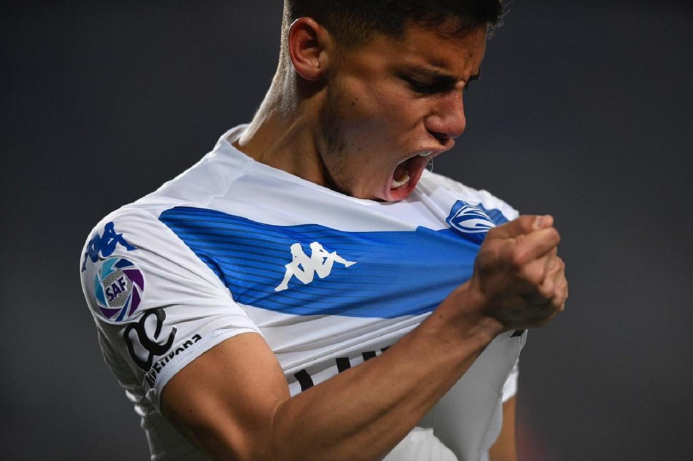 Imagen Robertone se fue de Vélez en 2020.