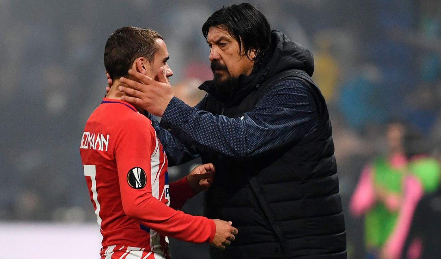 Imagen Burgos y Grienzmann, parte de la función del entrenador es "conquistar el corazón" del jugador.