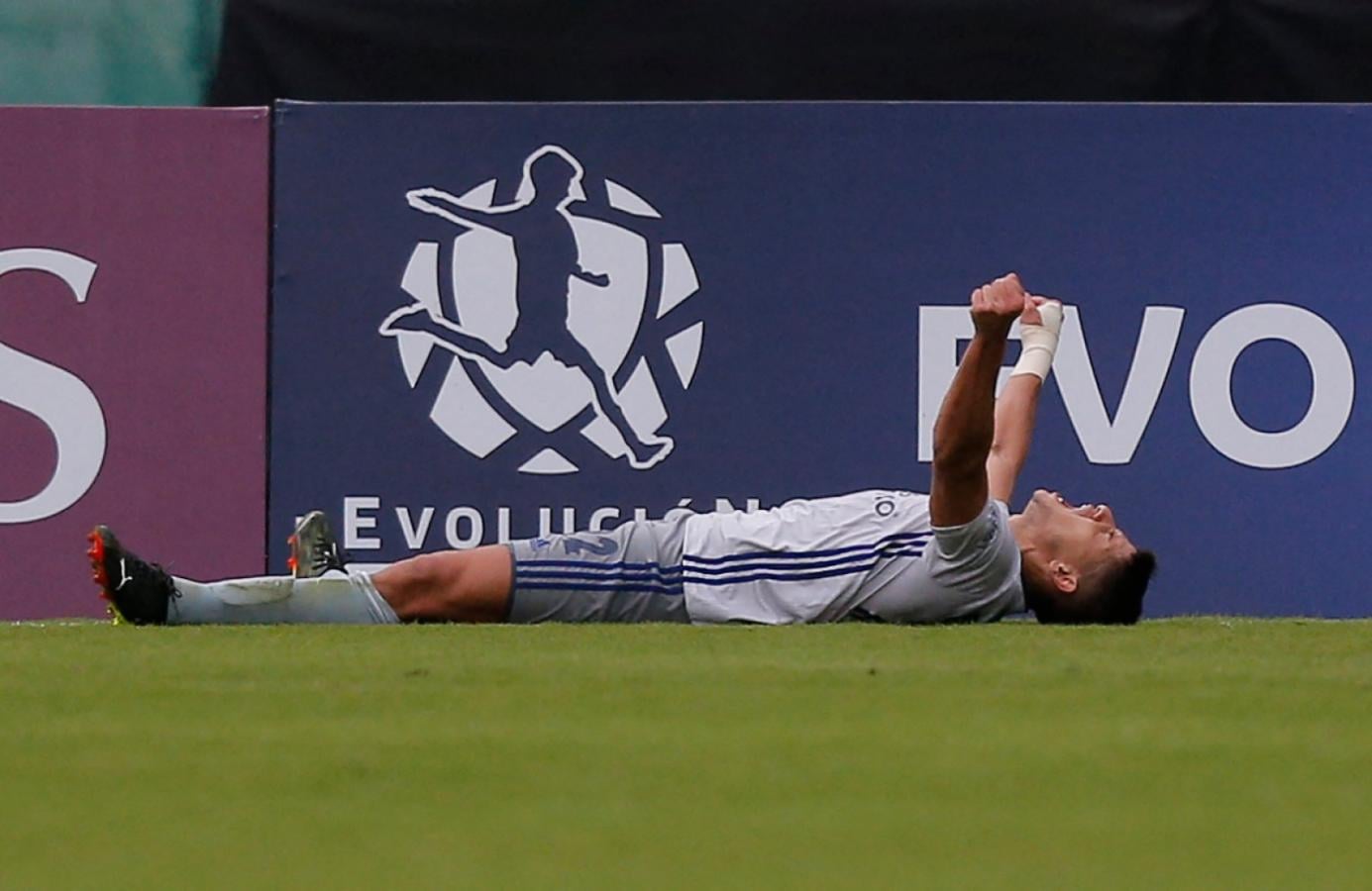 Imagen Emelec se acostumbró a ganar en Argentina. DIEGO LIMA, AFP