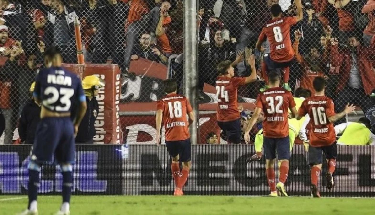 Imagen Triunfo de Independiente 2-0 en el clásico de 2017, con la presencia de Bustos