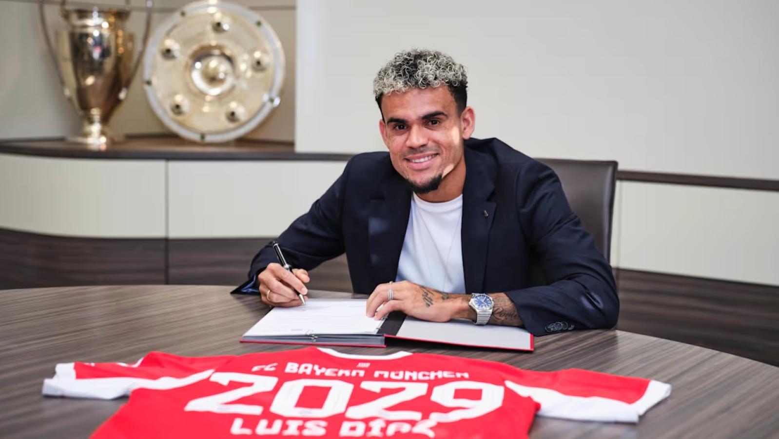 Imagen Luis Díaz firmó por cuatro temporadas con Bayern Múnich hasta mediados de 2029.
