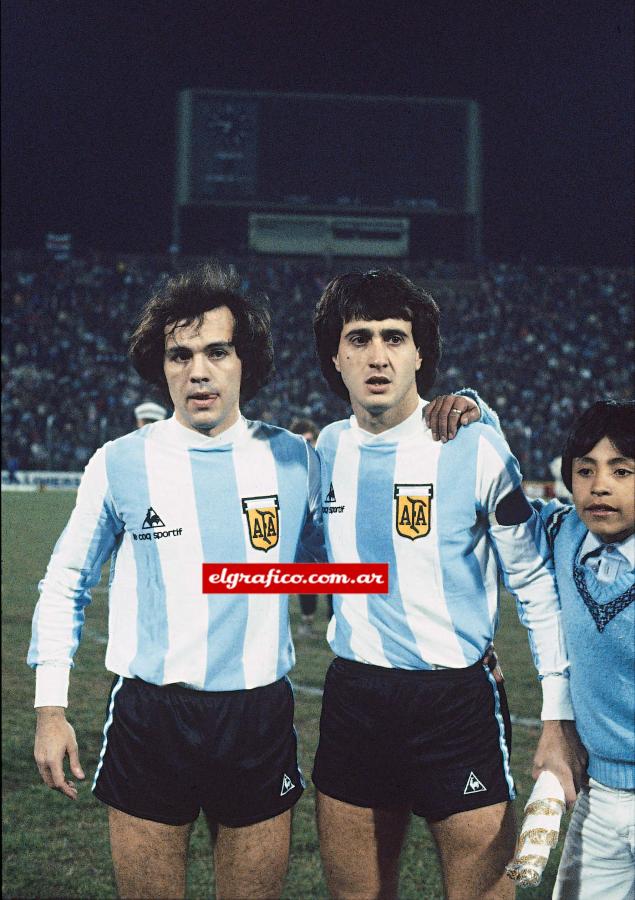 Con Alonso, en la Selección de Bilardo.