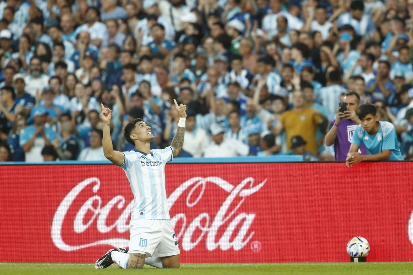 Racing le gana 1-0 a River con un gol tempranero de Solari