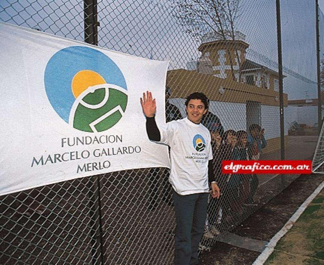 Su fundación en Merlo ayuda a 600 chicos de la zona Oeste.
