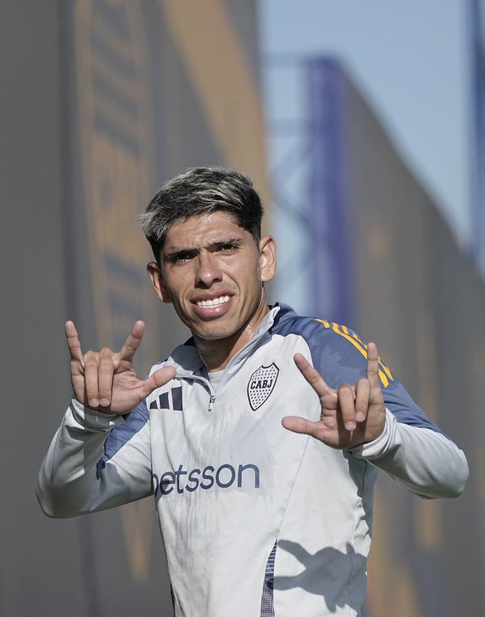 Imagen Carlos Palacios decidió irse a Chile luego de la licencia otorgada por Gago.