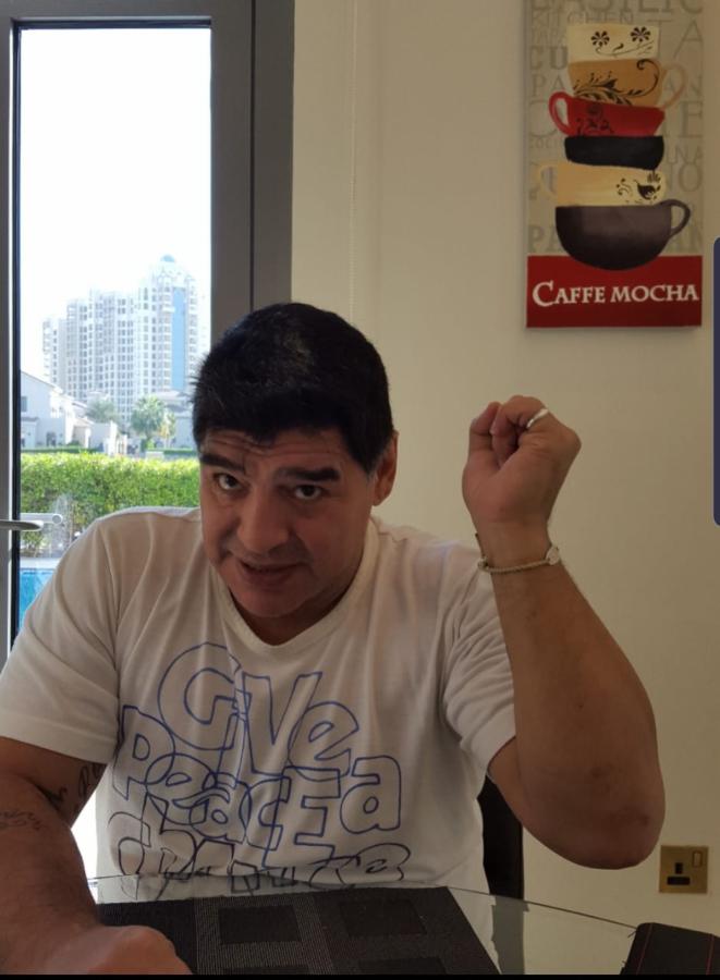 Diego y la mano de Dios