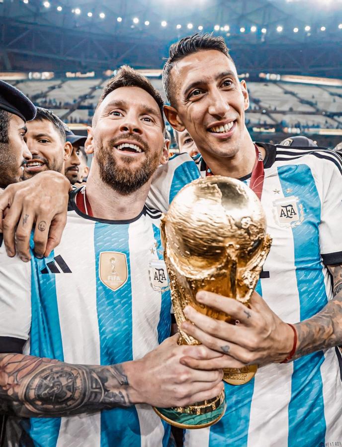 Imagen Hazaña cumplida. Messi, Di María y la Copa del Mundo.