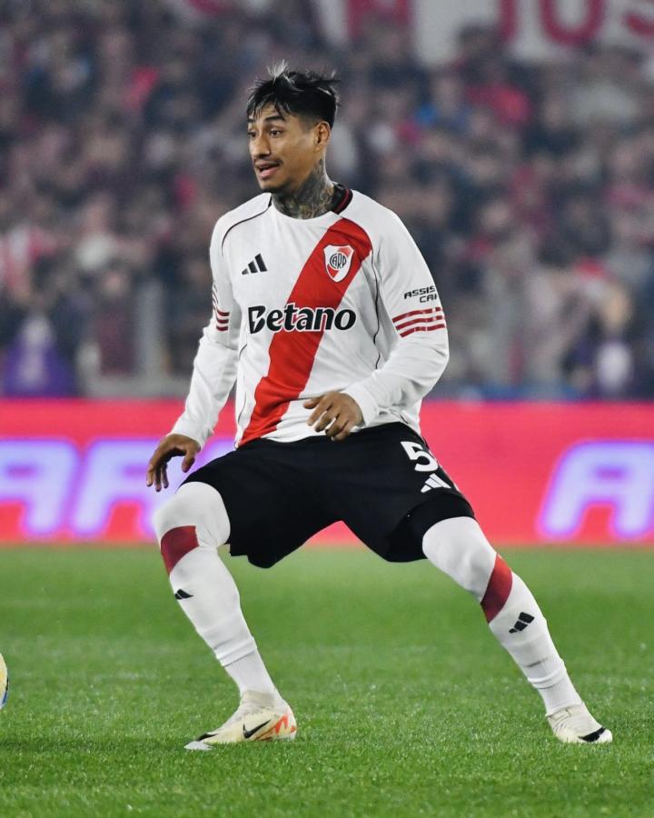 Imagen Portillo, el reemplazo si no llega Enzo Pérez