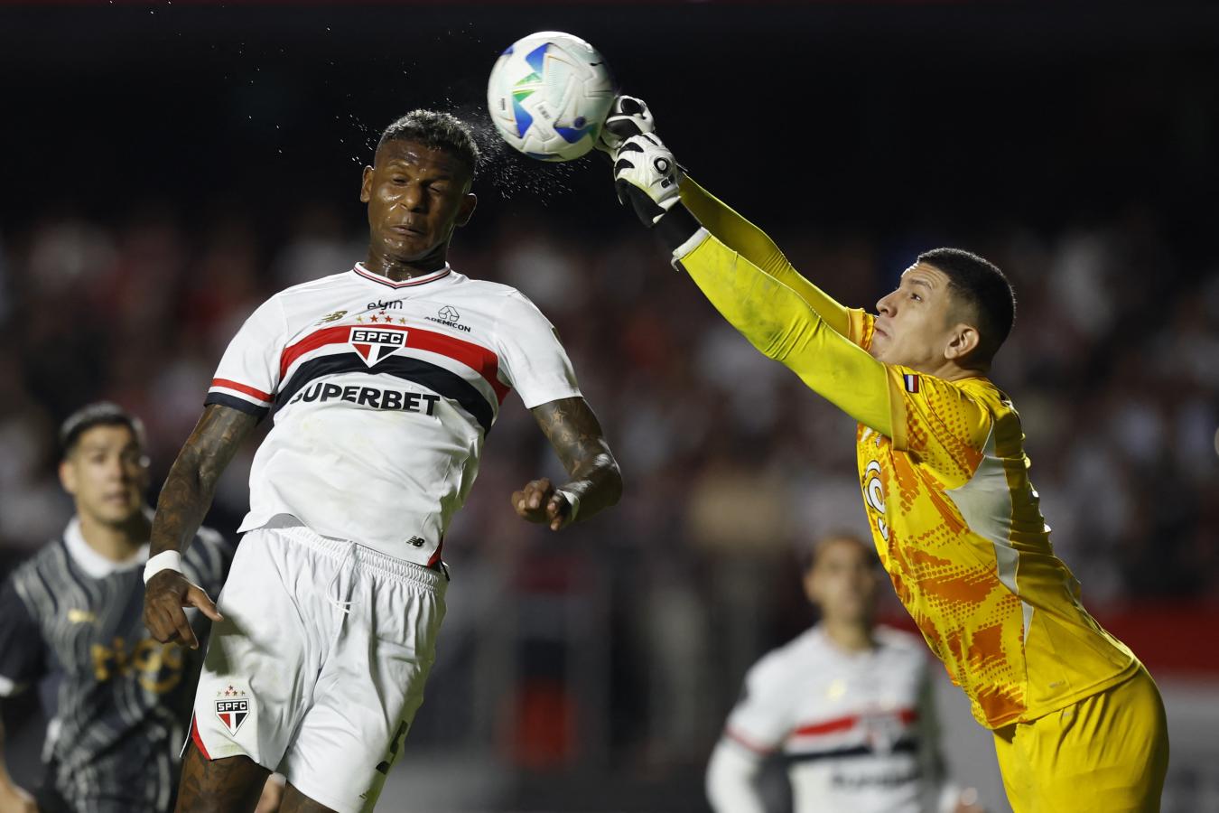 Imagen Morínigo, arquero titular de Libertad, se perderá la serie vs. River.
