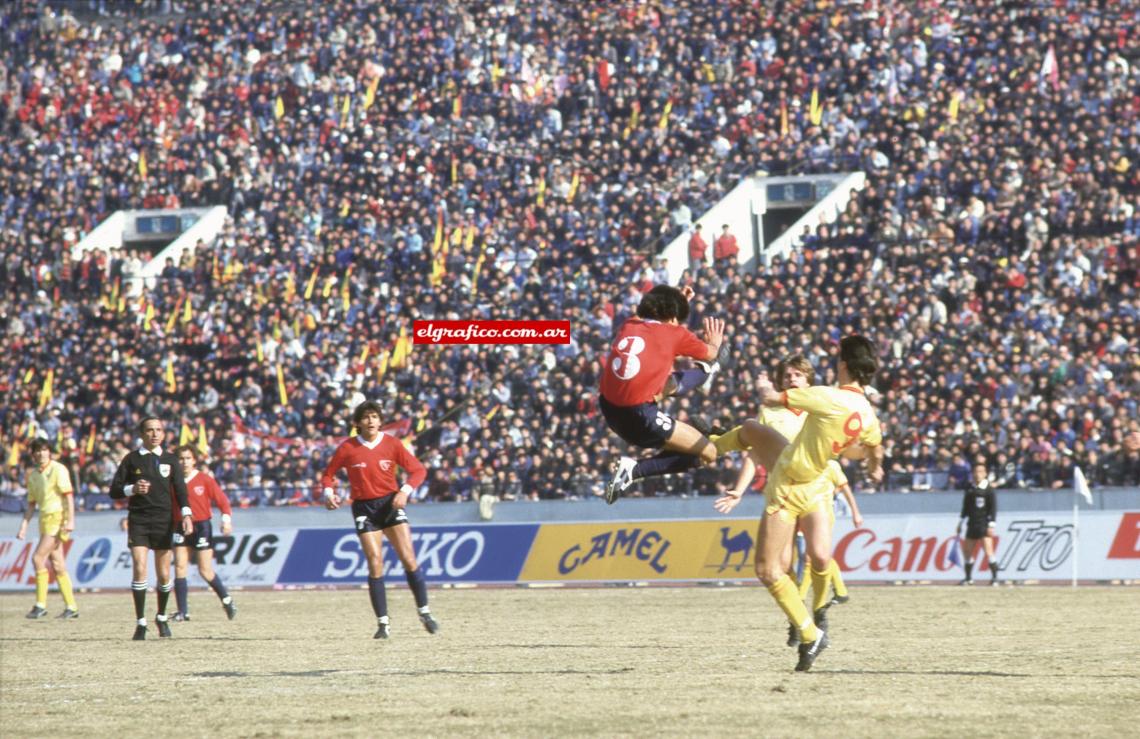 Final de la Copa Intercontinental entre Independiente y Liverpool, el Rojo se coronaría.