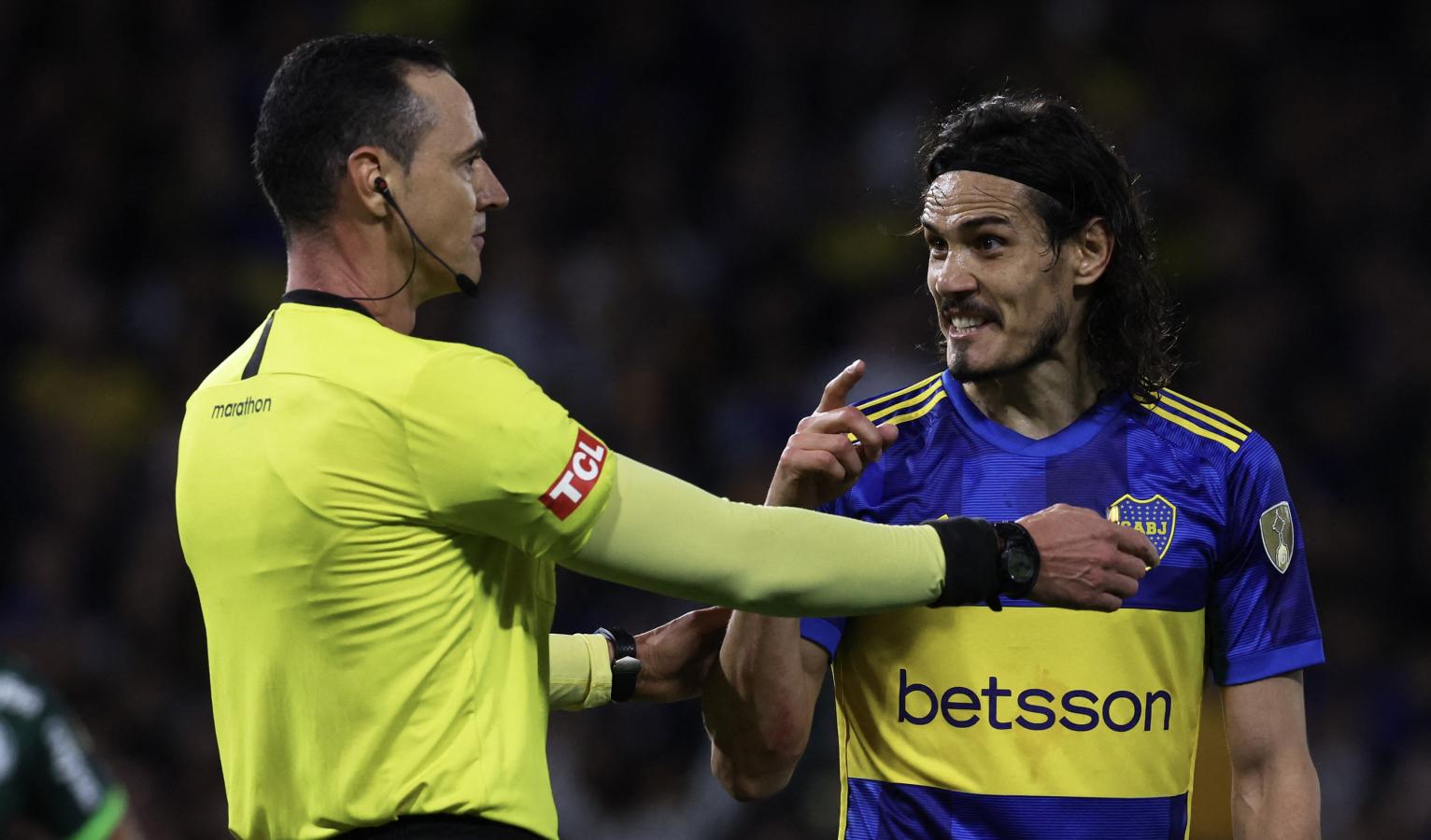 Wilmar Roldán y la guardia alta contra Boca El Gráfico