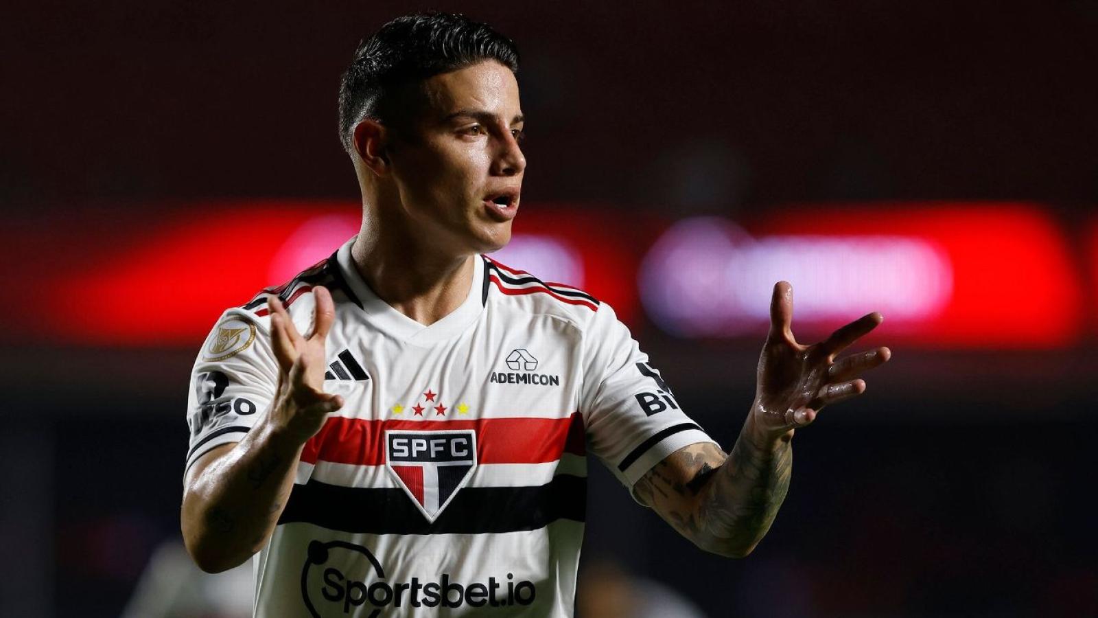 Imagen James nunca pudo desplegar su talento en São Paulo y terminó rescindiendo su contrato.