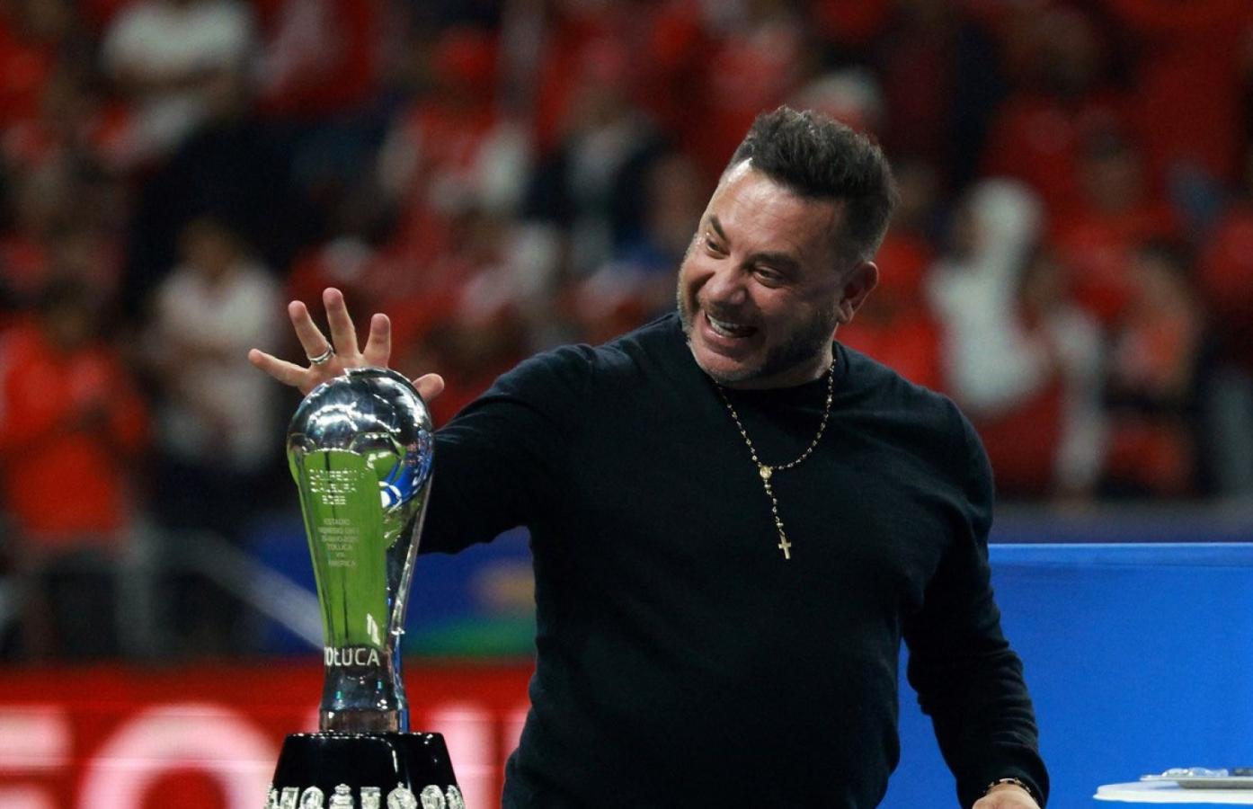 Imagen Mohamed sumó cuatro títulos en 2025 como entrenador de Toluca.