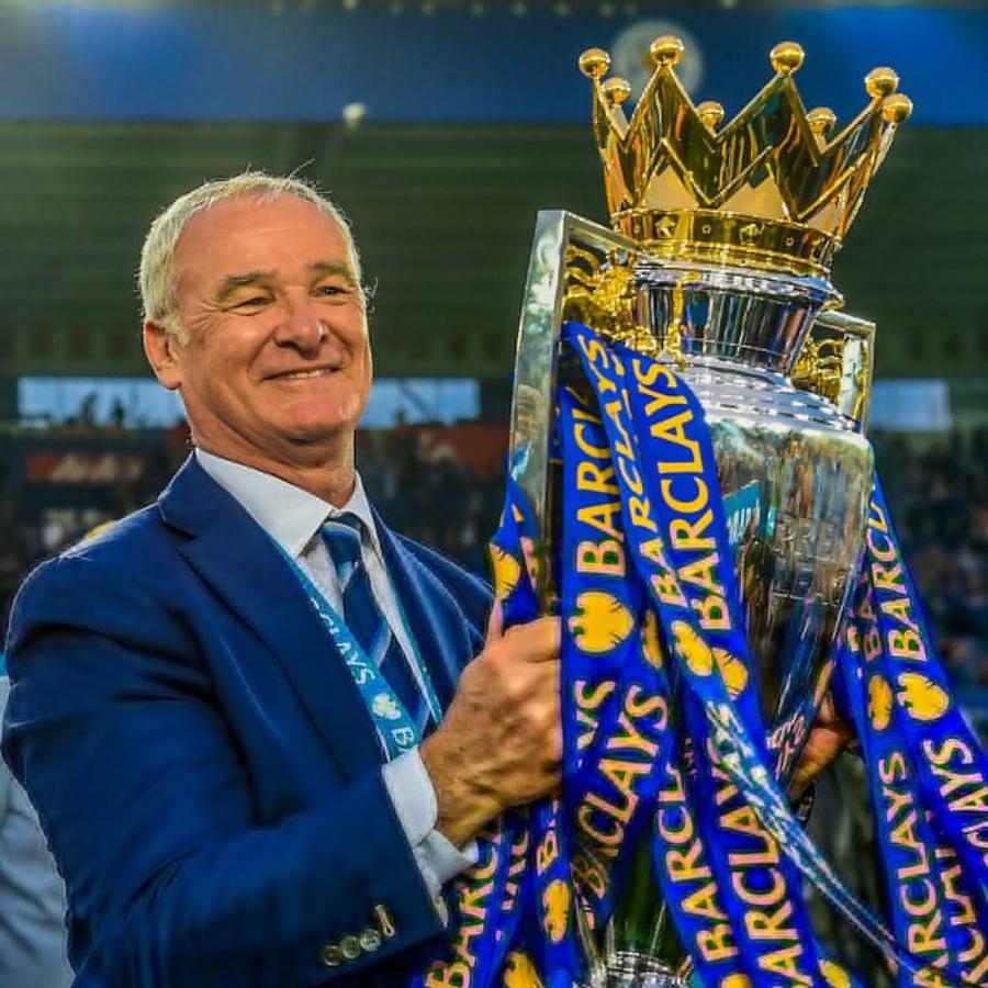 Imagen El hito más importante de la carrera de Claudio Ranieri: ganar la Premier League con Leicester.