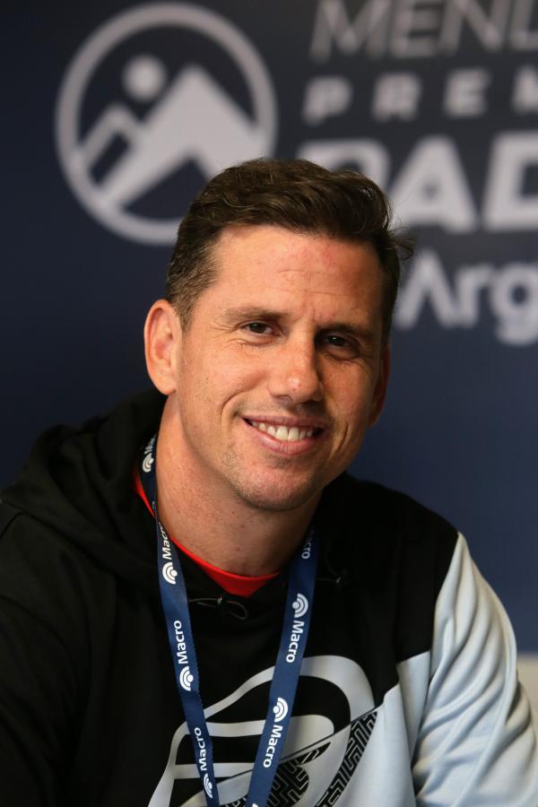 Imagen Paquito Navarro, un trotamundos del pádel.
