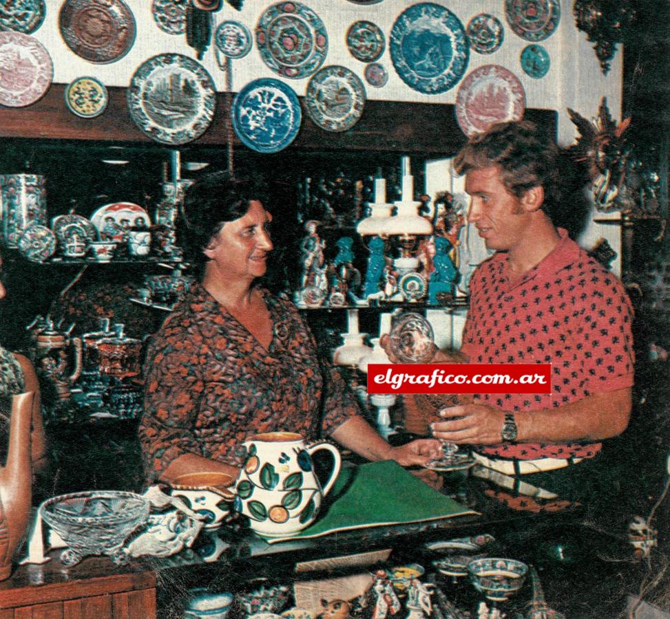 ¨Regalos Malbernat¨, la cosmética, Galería Rocha. Doña Clara, cristalería importada.