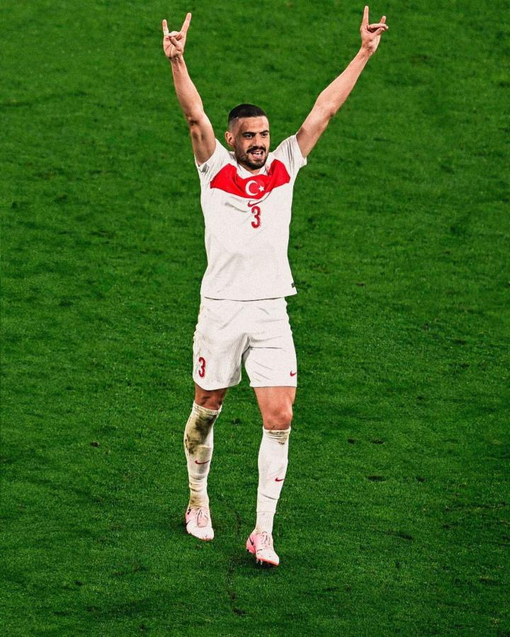 Imagen El gesto de la polémica de Demiral, que provocó tensiones entre Alemania y Turquía.