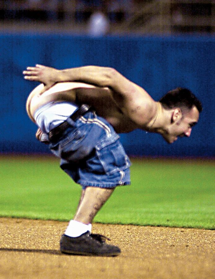 Imagen La burla del hincha hacia John Rocker, el más homofóbico. Partido de Baseball entre Dodgers y Braves.