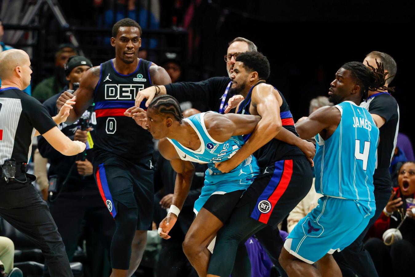 Imagen La batahola entre Pistons y Hornets dejó sanciones ejemplares en la NBA.