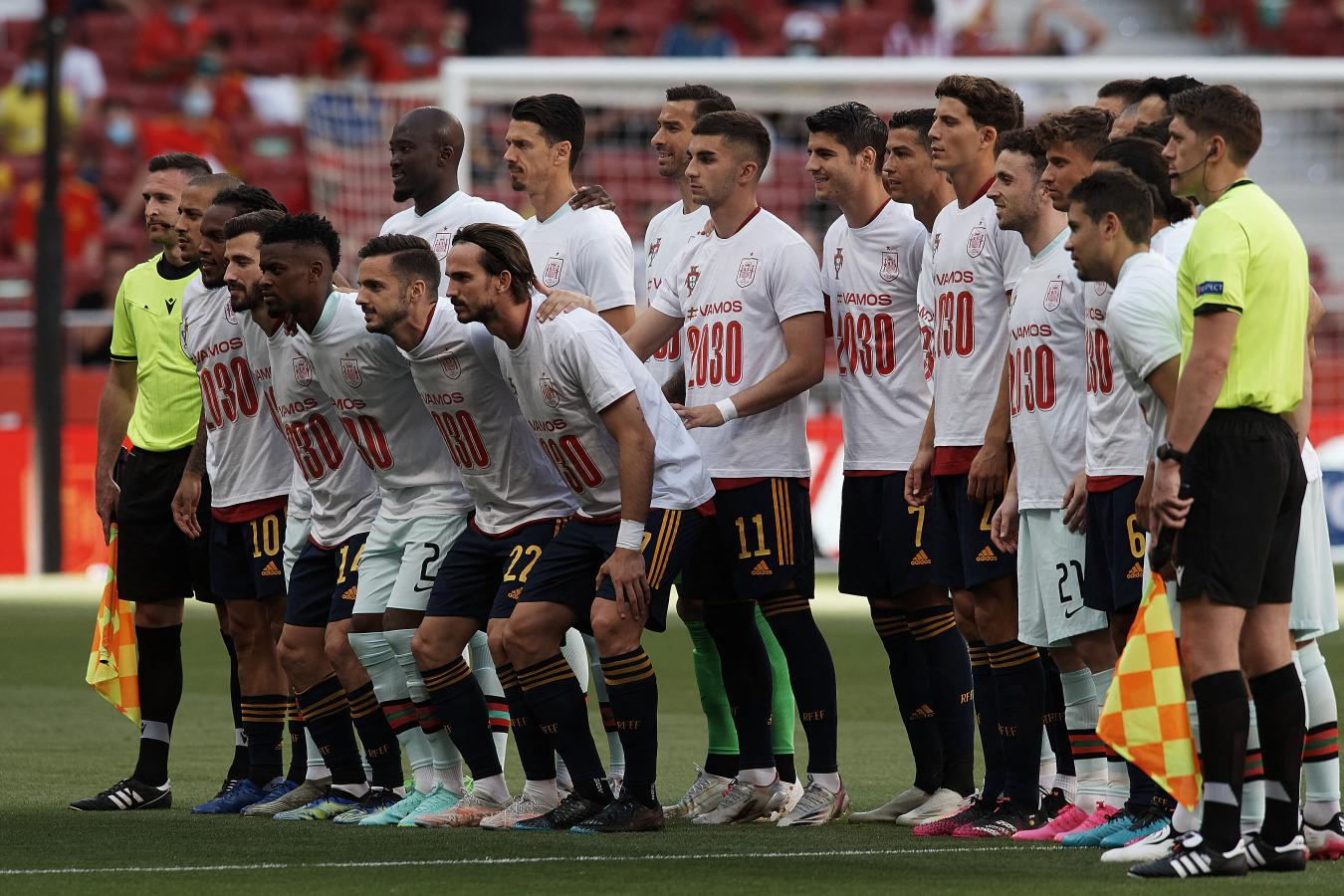 Imagen El apoyo de las selecciones de Portugal y España a la candidatura en 2030 (Jose Breton / NurPhoto / NurPhoto via AFP)