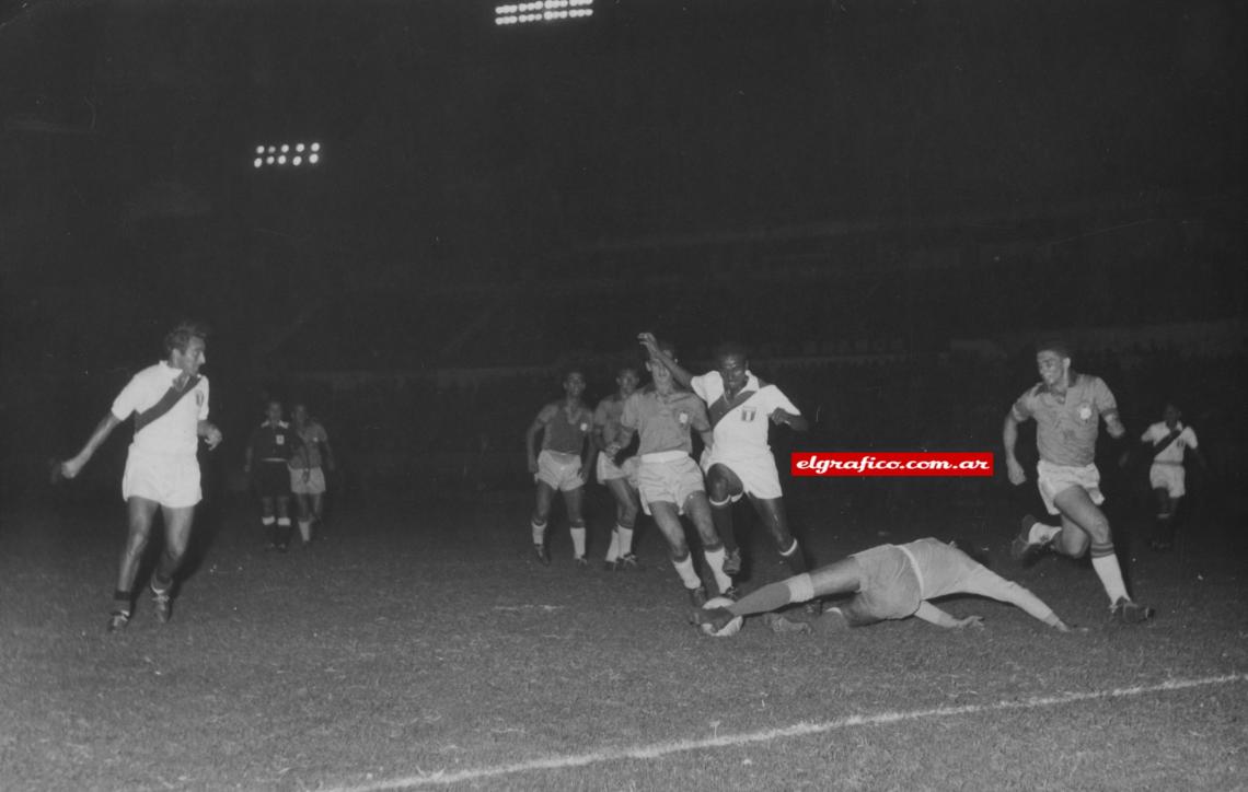 Imagen El primer gol de Perú frente a Brasil.