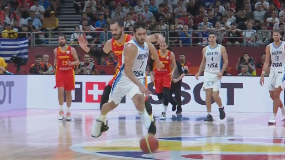 Imagen Campazzo fue anulado por la gran defensa hispana.