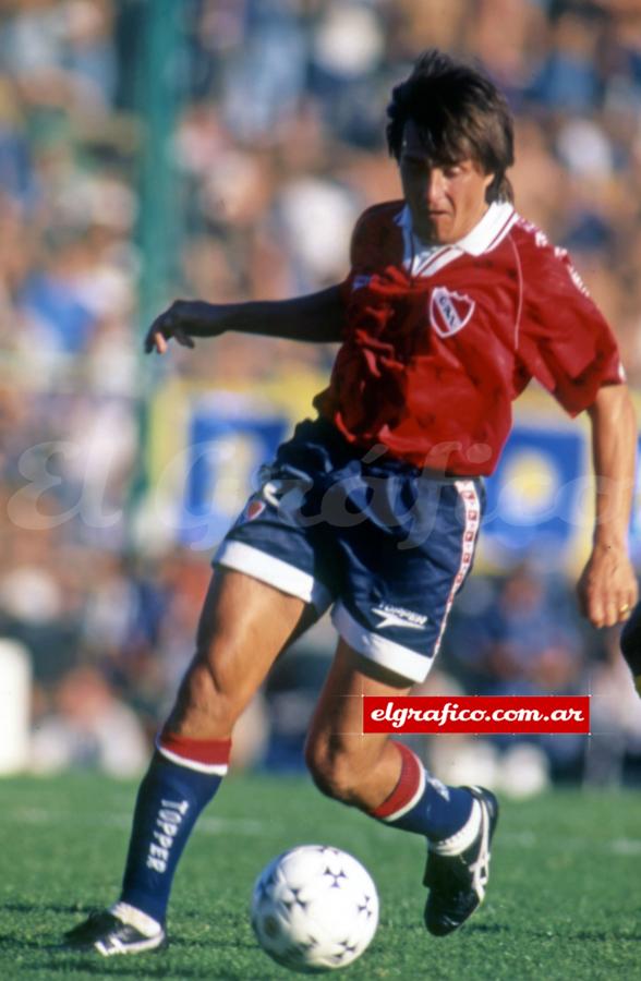 Imagen Toresani con la casaca de Independiente donde jugó entre 1998 y 1999.