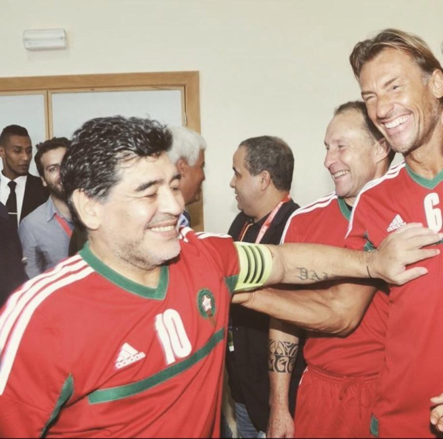 Imagen Renard con Maradona, la foto más buscada de cualquier futbolero