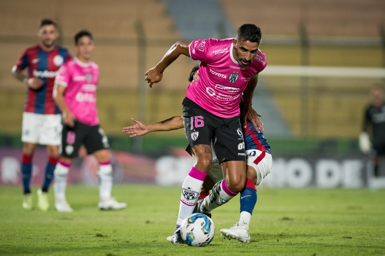 Imagen Una escena entre Independiente del Valle y San Lorenzo