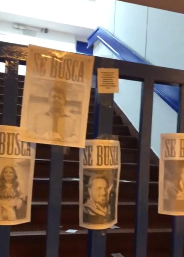 Imagen Fotografías de los dirigentes de Vélez con la inscripción: "Buscado".