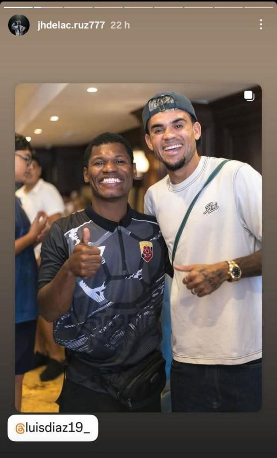 Imagen La foto por la que fue criticado Luis Díaz.