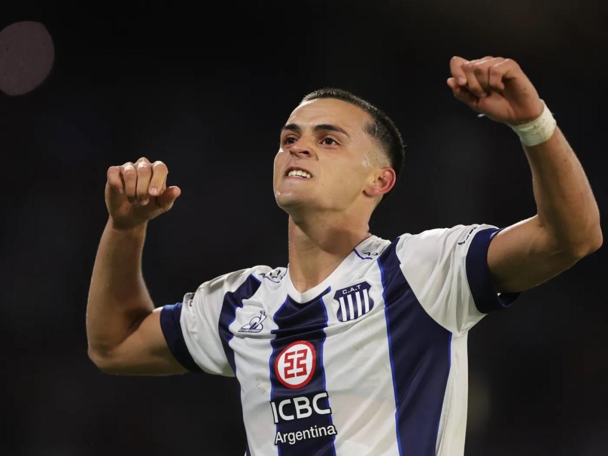 Imagen Al caerse su venta a Inglaterra, Sosa no quiere jugar frente a River.