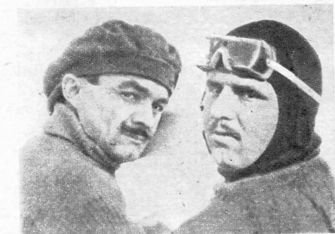 Los dos pilotos retratados el día del match.
