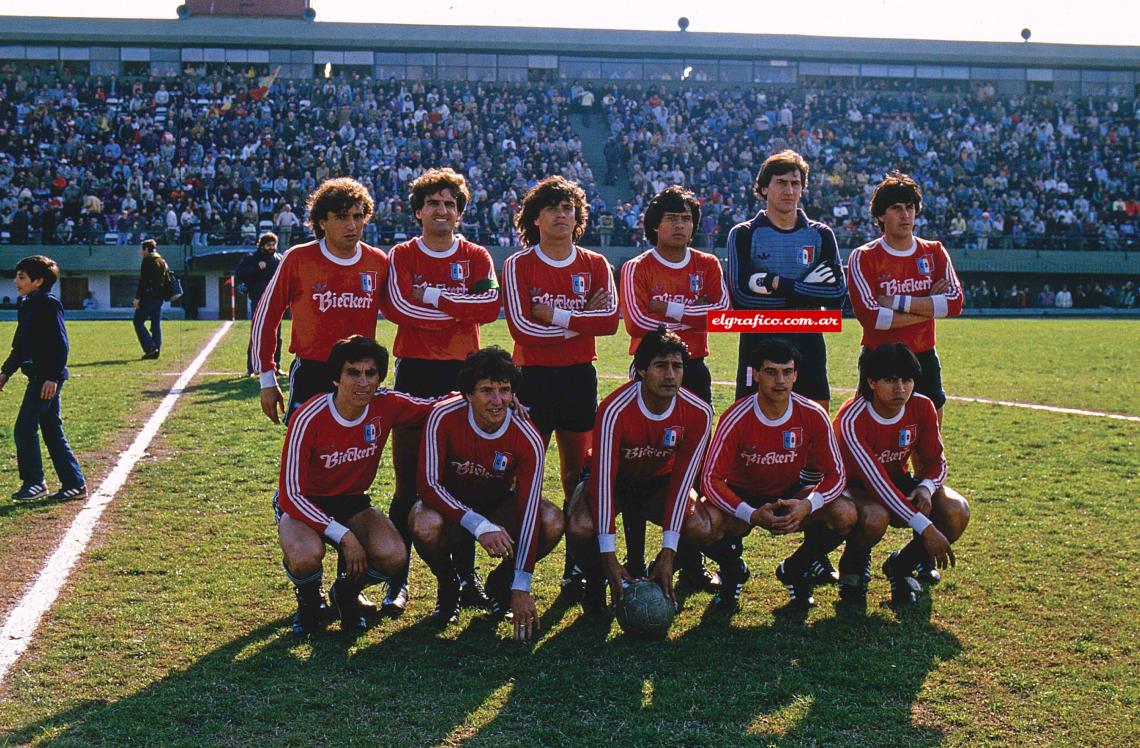 Imagen El plantel de Deportivo Español que consiguió el ascenso a Primera.