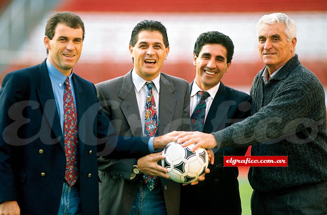 Cuatro arqueros mundialistas: Nery, el Pato Fillol, Carnevali y el gran Amadeo Carrizo.