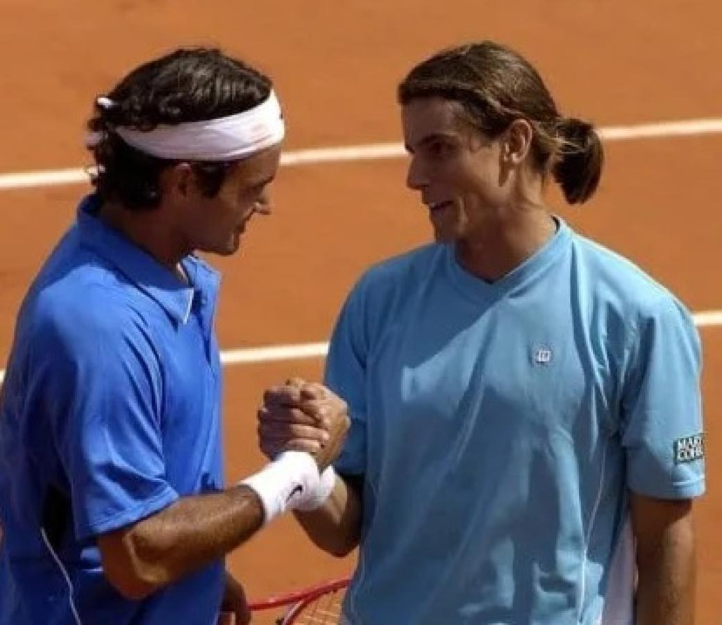 Imagen Diego Hartfield, tras perder con Federer en Roland Garros 2006.