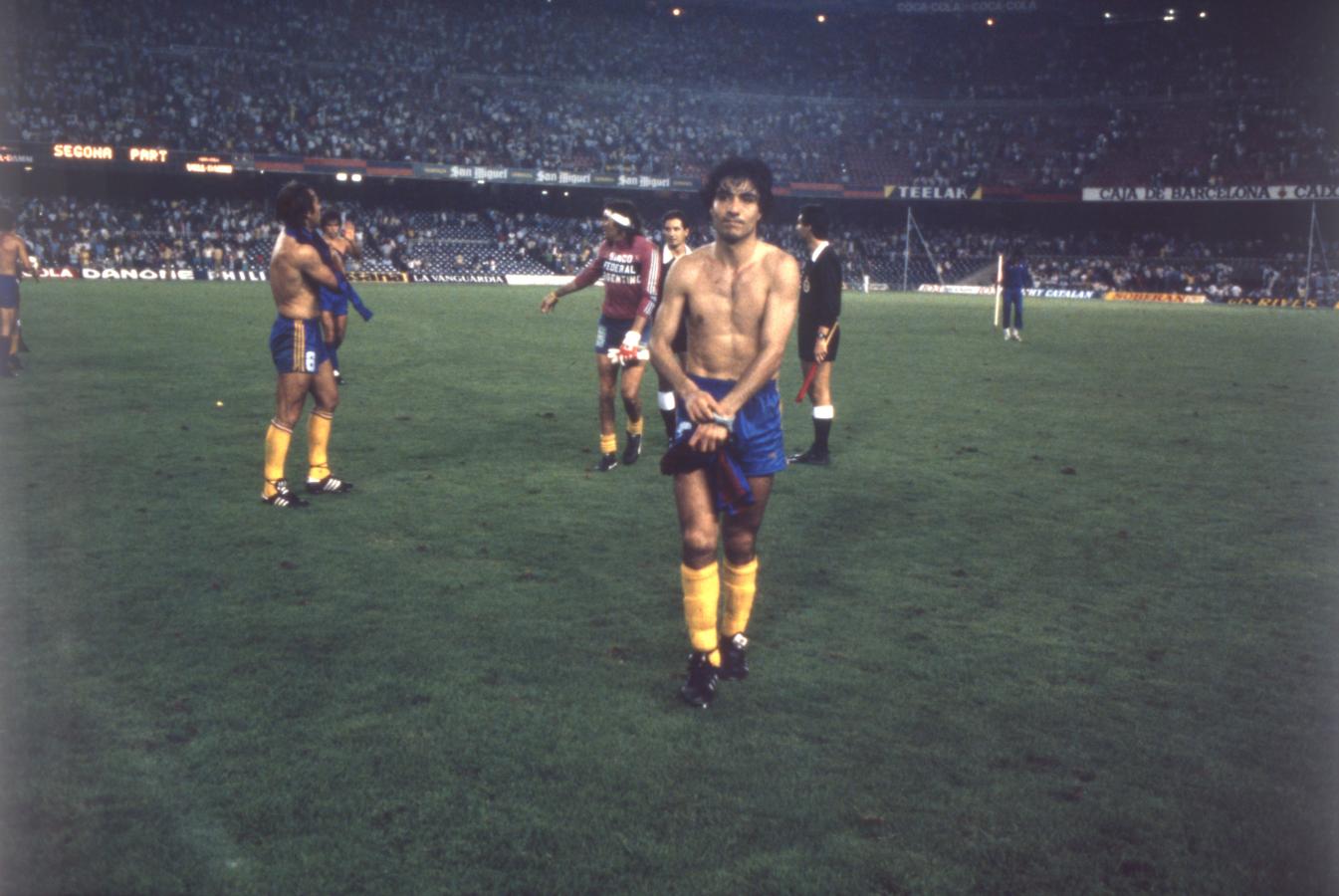 Imagen Las caras lo dicen todo: Boca acababa de firmar una de las peores derrotas de su historia. Foto: Archivo El Gráfico