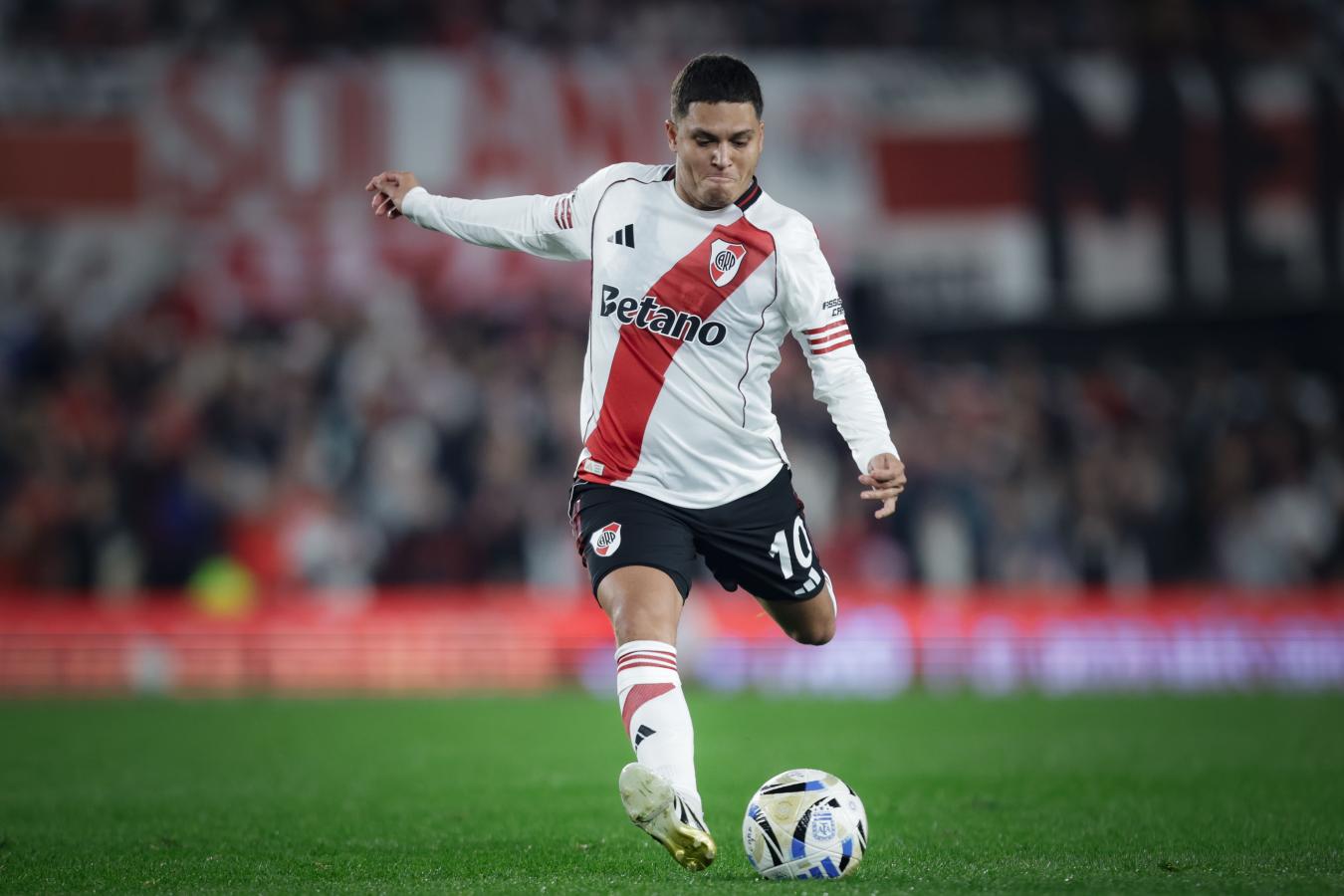 Imagen Juanfer Quintero, otro apuntado por los hinchas de Racing.