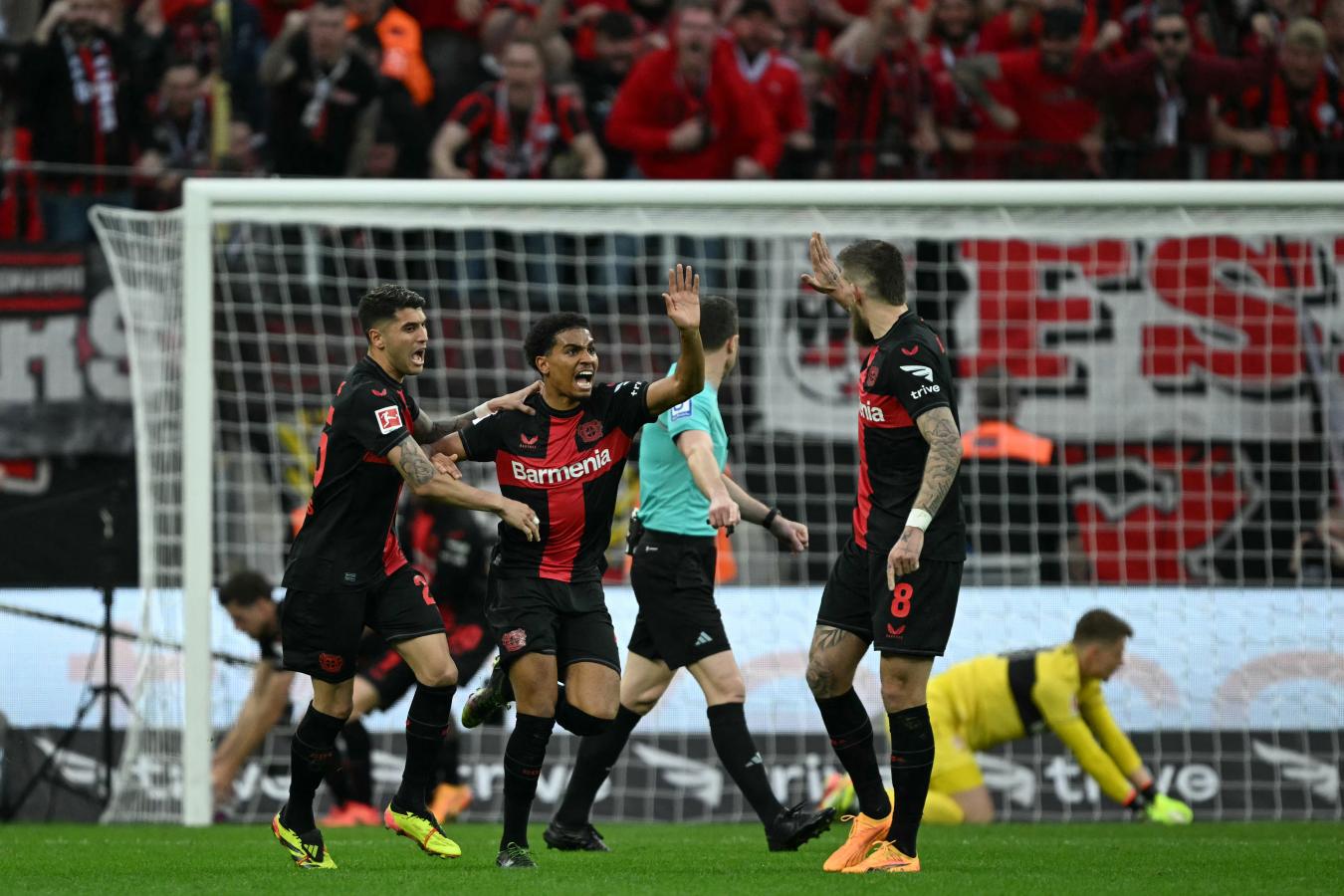 Imagen de Son invencibles: Bayer Leverkusen salvó nuevamente su invicto en la última pelota