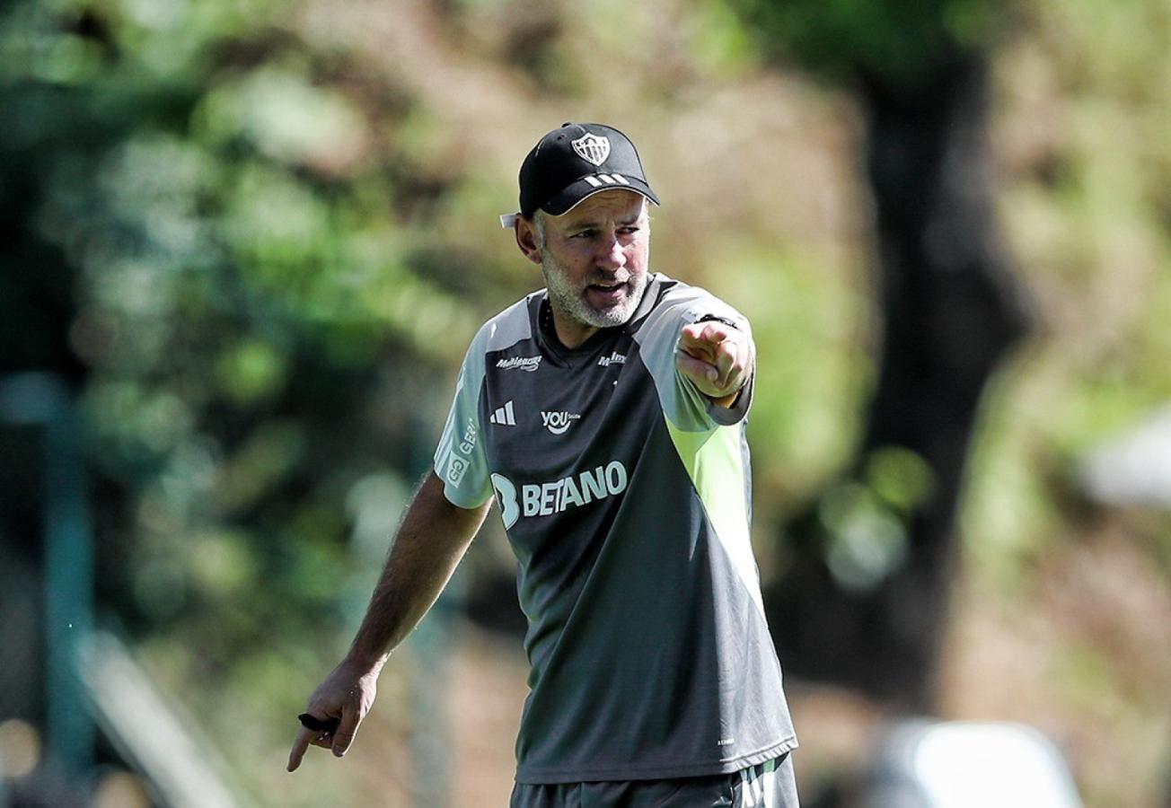 Imagen Gabriel Milito piensa en un 9 para su Atlético Mineiro y podría ser el paraguayo.